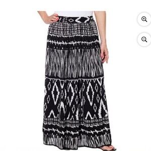 Black and White Patterned Maxi Skirt Gypsy Boho New